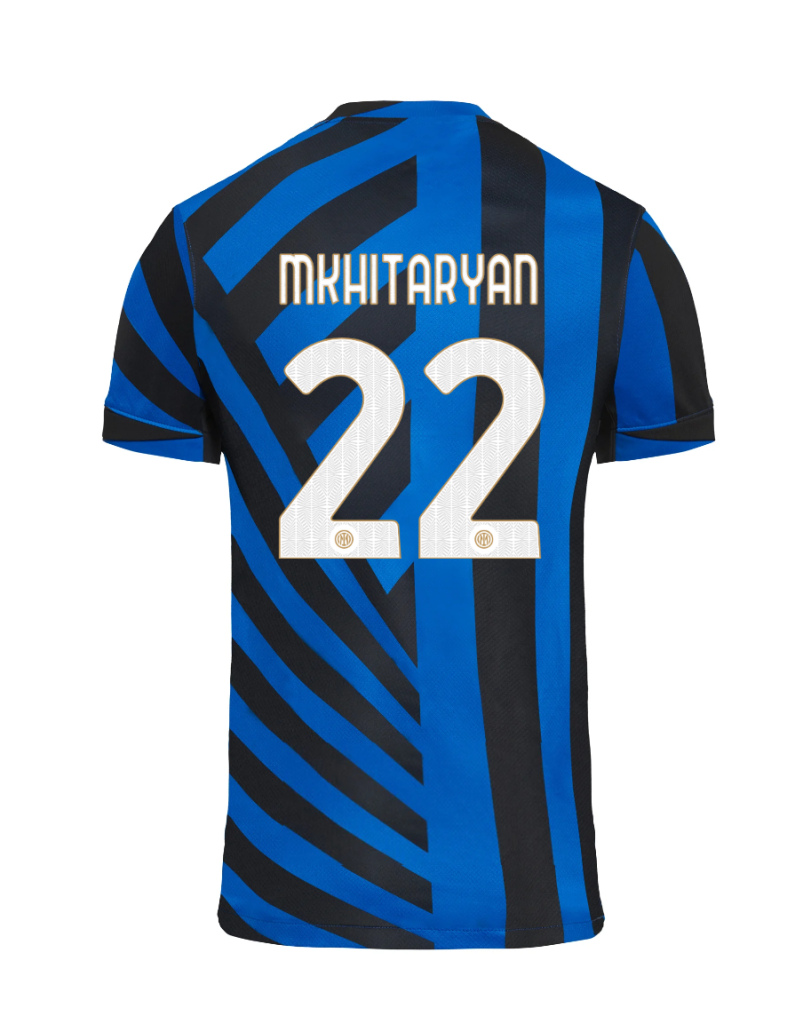 Photo - Ex Man United & Arsenal Star Celebrates Inter Milan 3-2 Serie A Victory